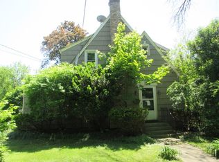 124 E Madison Ave, Wheaton, IL 60187