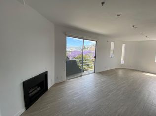 8600 Burton Way #301, Los Angeles, CA 90048