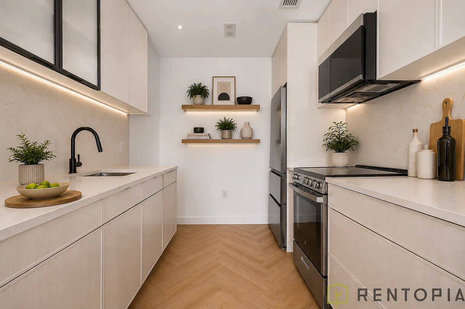 106 Fleet Place — Photo 4