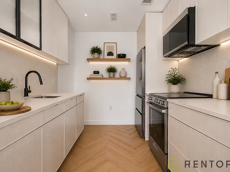 106 Fleet Pl #3A — Photo 3
