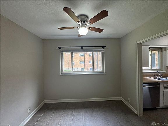 4th image of 2366 S Patterson Blvd #5