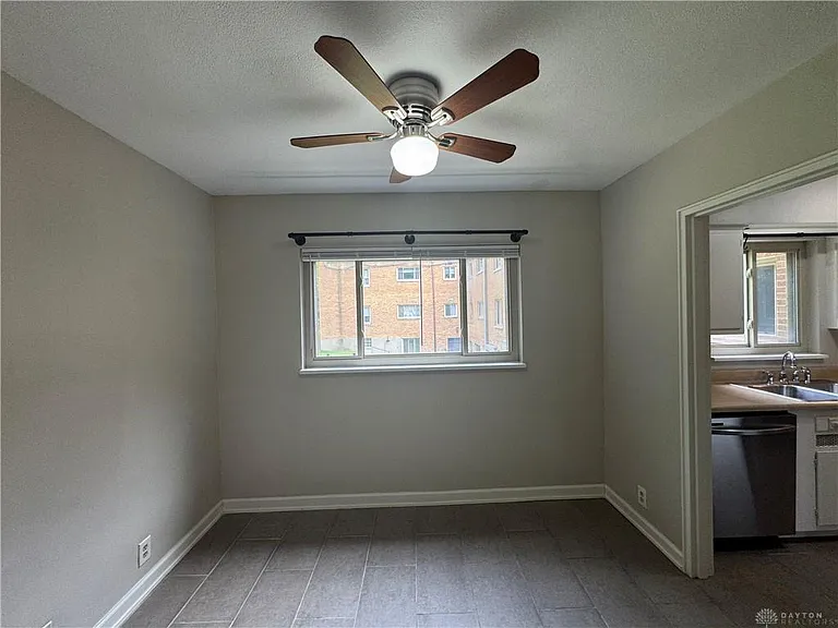 2366 S Patterson Blvd #5 — Photo 4
