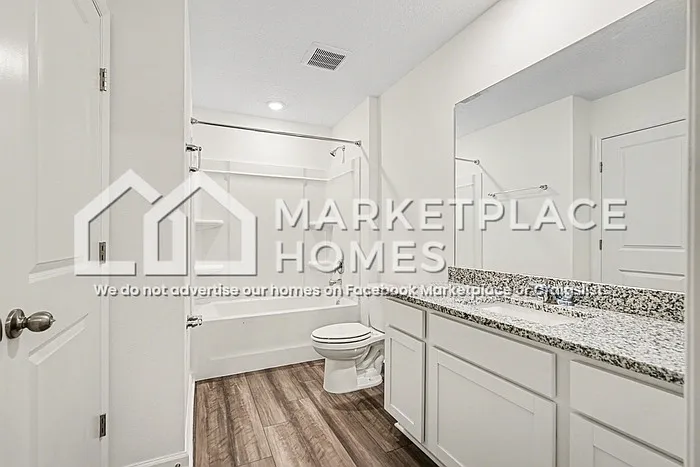 11916 Sylvia St — Photo 17