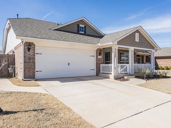 2nd image of 3506 Bergen Peak Dr