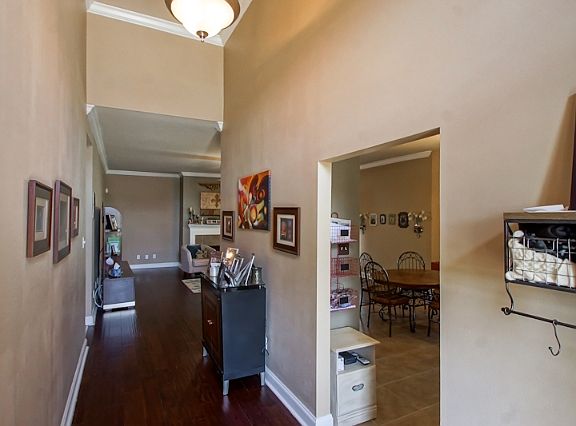 5th image of 11435 Meadow View Dr