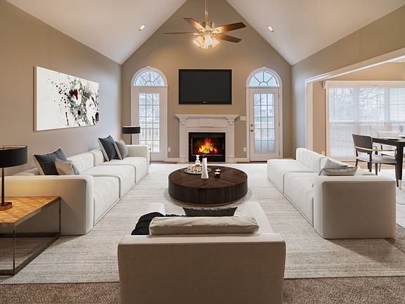 3rd image of 786 Parade Ct