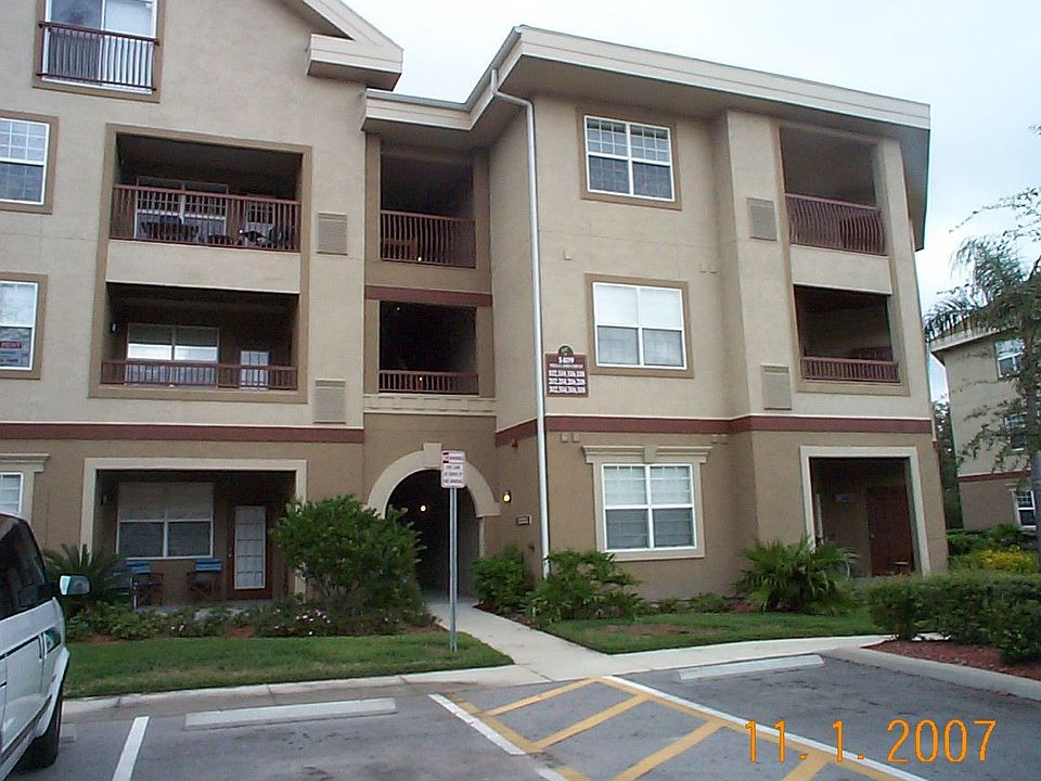 3 Bedroom 3 1/2 Bath Condo walk-up on the 3rd floor Built 2006