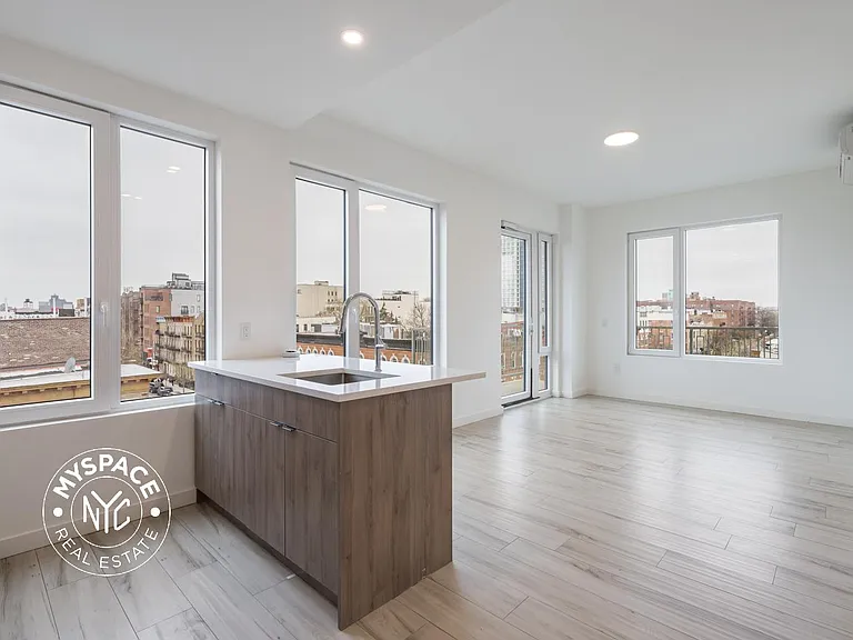 2718 Church Ave #409 — Photo 11