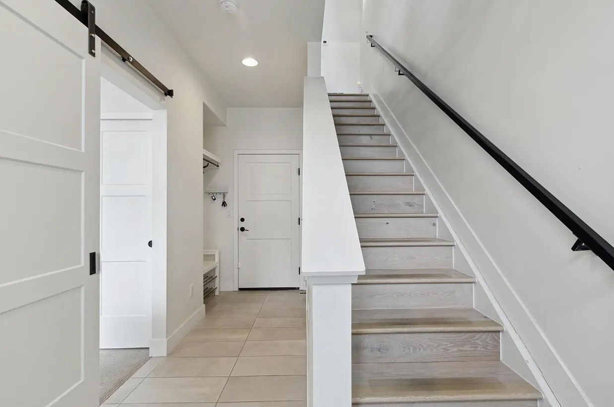 4100 E Iliff Ave — Photo 3