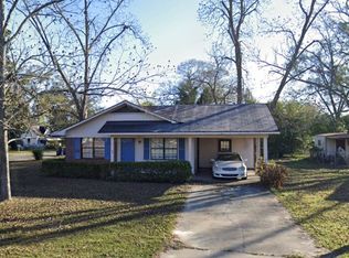 415 N Hill St, Fitzgerald, GA 31750