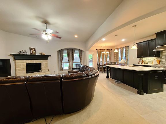 4th image of 6608 Viejita St