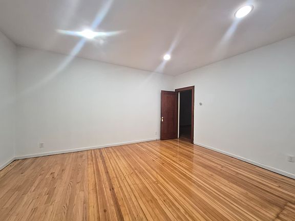 2nd image of 158 Main St