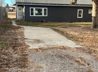 8 S Washington St, Conrad, MT 59425