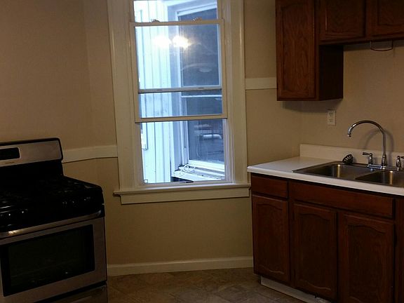 2nd image of 4419 S Kingshighway Blvd #A