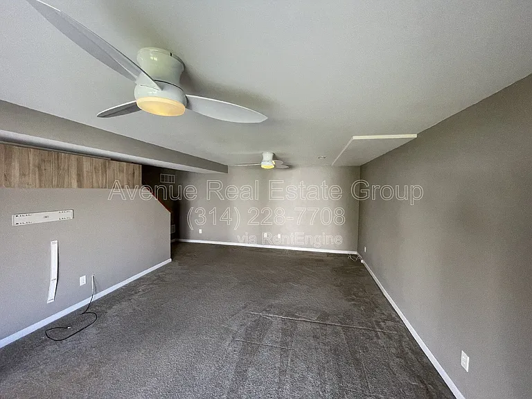5533 Emerald Place Dr — Photo 31