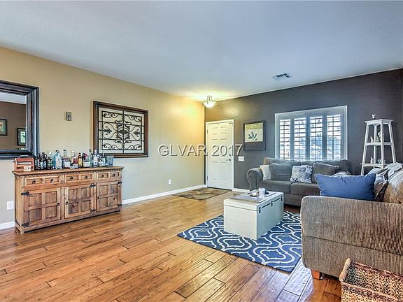 5th image of 89 Blaven Dr