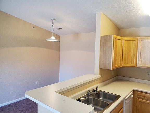3rd image of 722 Tumbleweed Ln #207