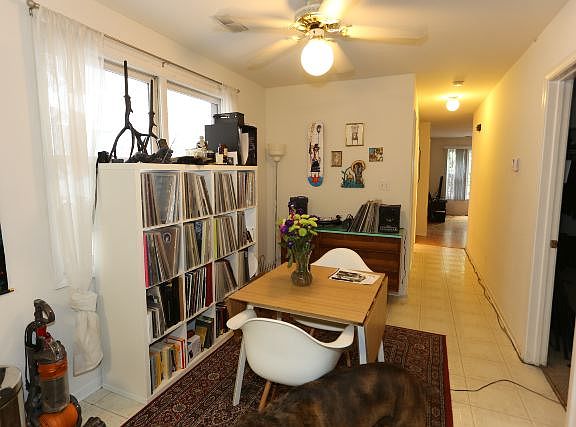 5th image of 845 N Hoyne Ave #3