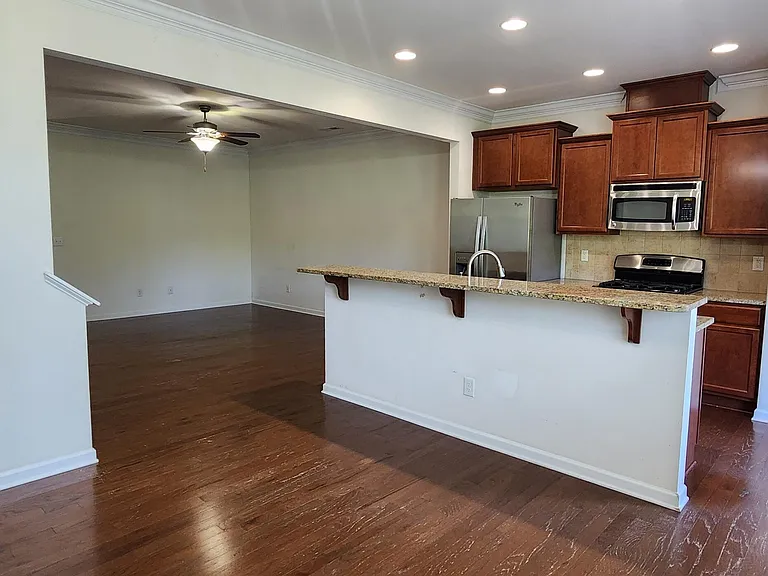 2209 Kirkhaven Rd — Photo 5