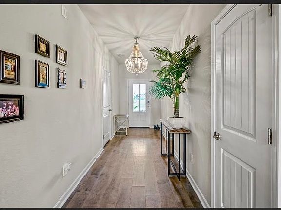 5th image of 8123 Kinslee Ln