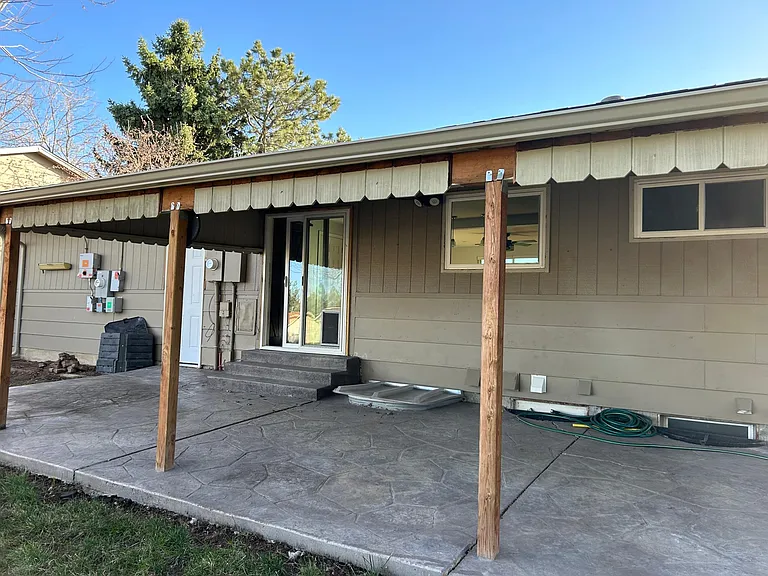 283 Maximus Dr — Photo 23