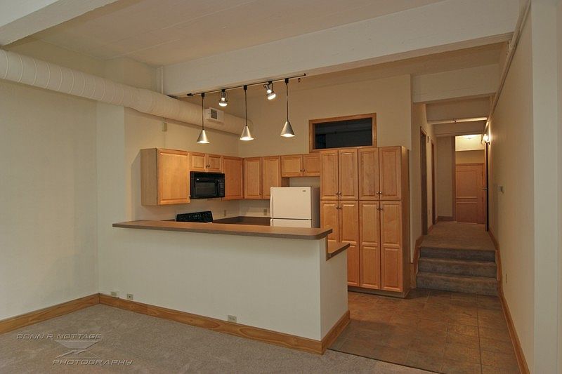 1st image of 2056 E 4th St APT 502