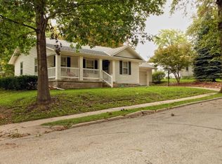 107 Pierson Dr, Shenandoah, IA 51601