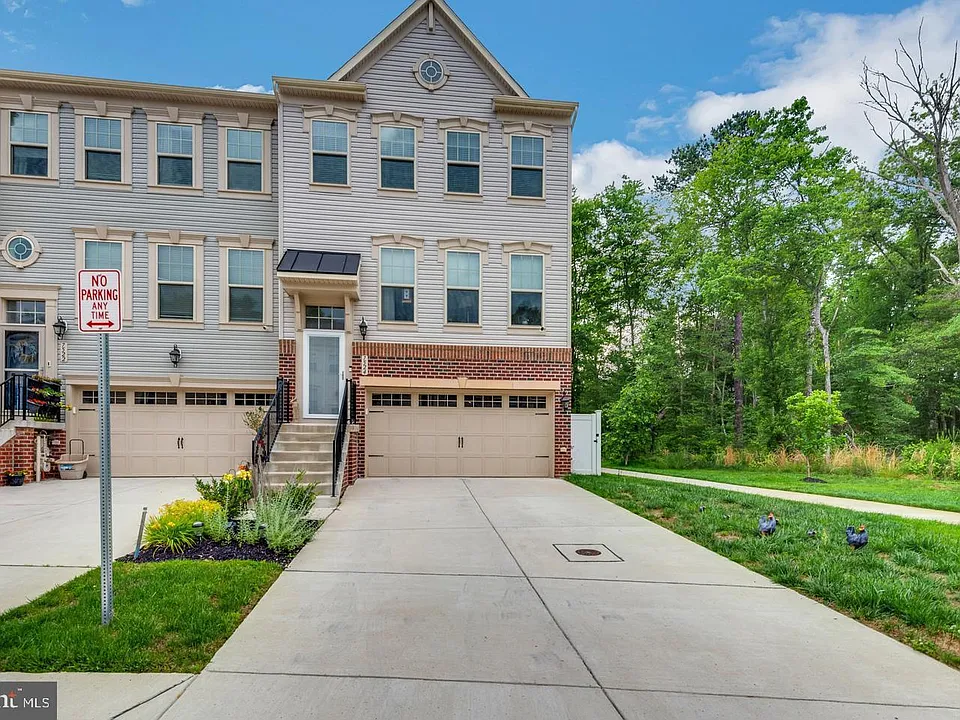 7524 Holly Ridge Dr