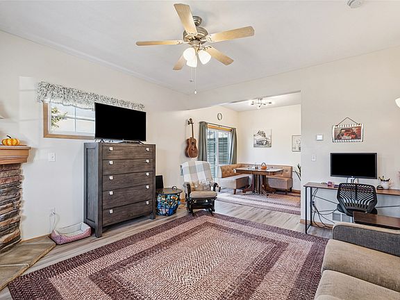 5th image of 2101 Meadow Ct APT 602