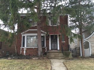 8916 S Euclid Ave, Chicago, IL 60617