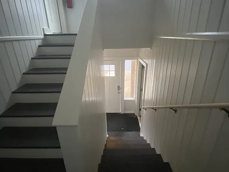 Outside hallway before entering apt