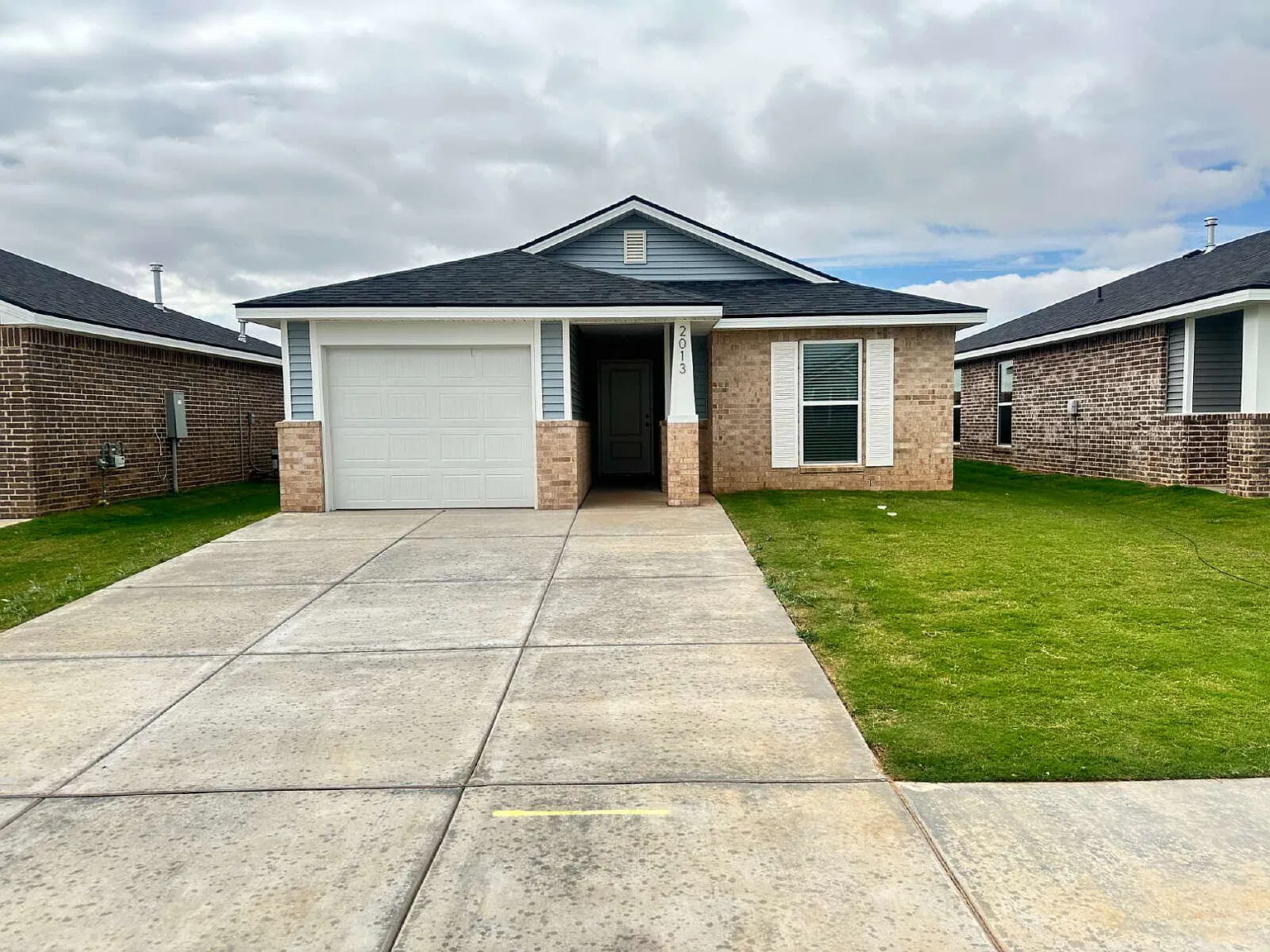 2 bed, 2.0 bath, 1005 sqft, $1,495 — Photo 1