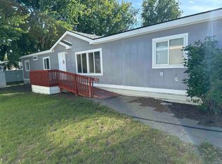6633 Desert View Dr, West Richland, WA