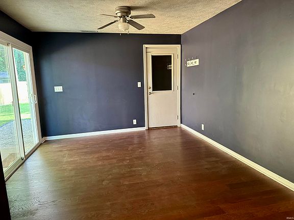 4th image of 3901 W Woodway Dr