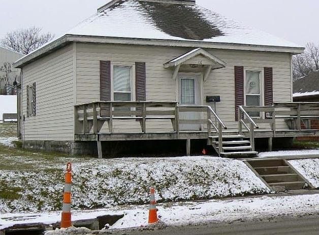 2nd image of 116N N Depot St