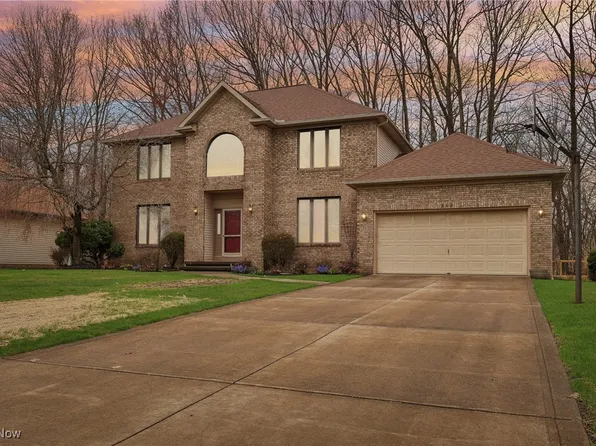 342 Woodbridge Gln, Richmond Hts, OH 44143