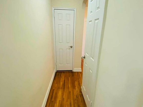5th image of 4709 Skillman Ave #1