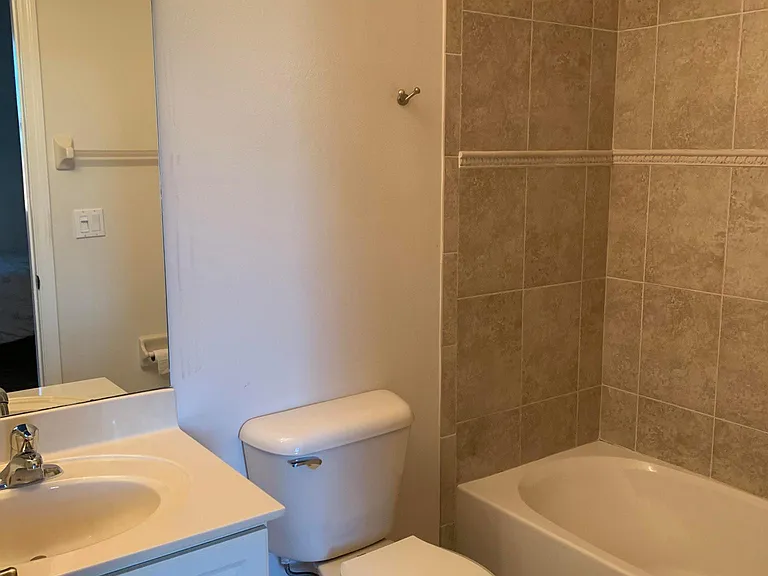 1077 Cheval Dr — Photo 11