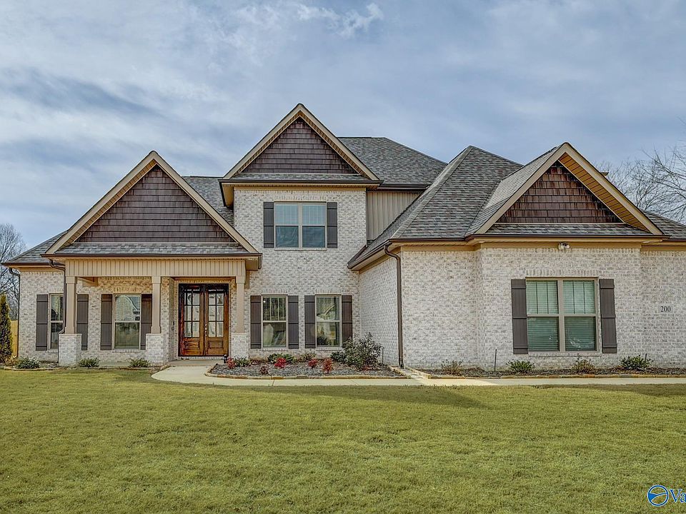 1st image of 200 Midland Dr