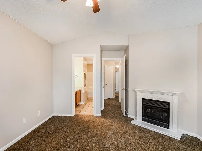 16804 Lowell Dr — Photo 11