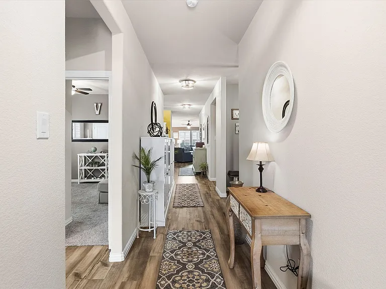 1512 Berry Ridge Trl — Photo 9