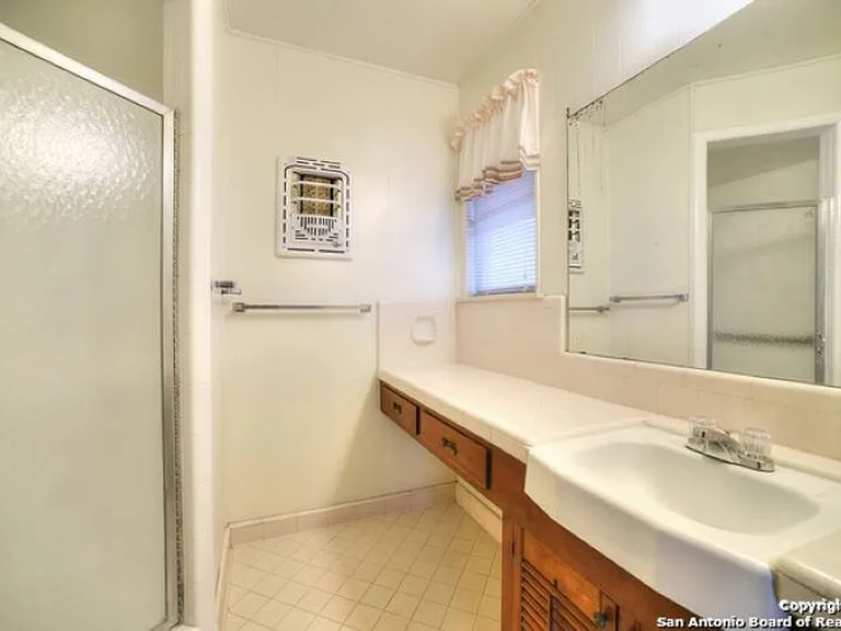3223 Oakleaf Dr — Photo 18