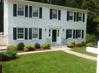 211 Surrey Rd, Charlottesville, VA 22901