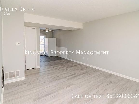 2nd image of 960 Villa Dr Unit 4
