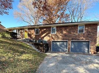1816 S Ellison Way, Independence, MO 64050