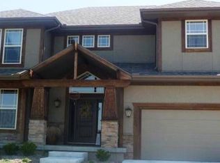 10222 Theden Cir, Lenexa, KS 66220