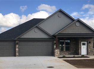 2016 Flynn St, Pea Ridge, AR 72751