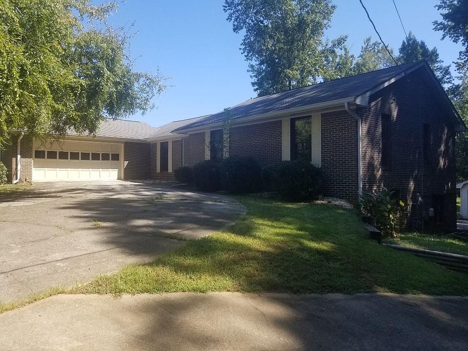 1st image of 267 Brookwood Way SE
