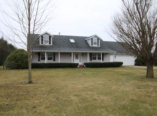 2988 N 4201st Rd, Sheridan, IL 60551