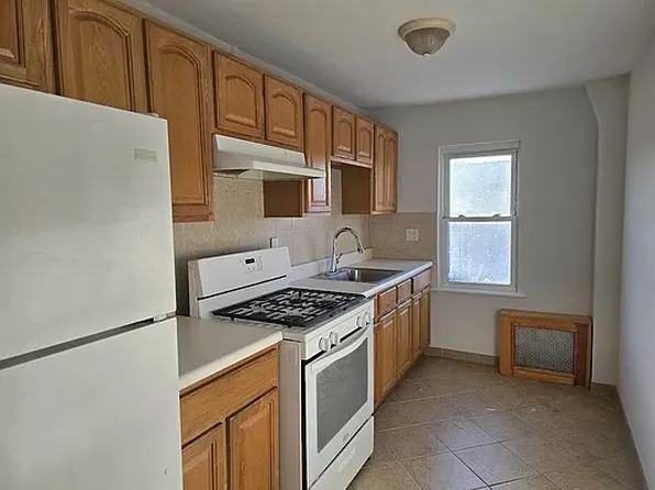 23-67 21st Street image 1 of 8